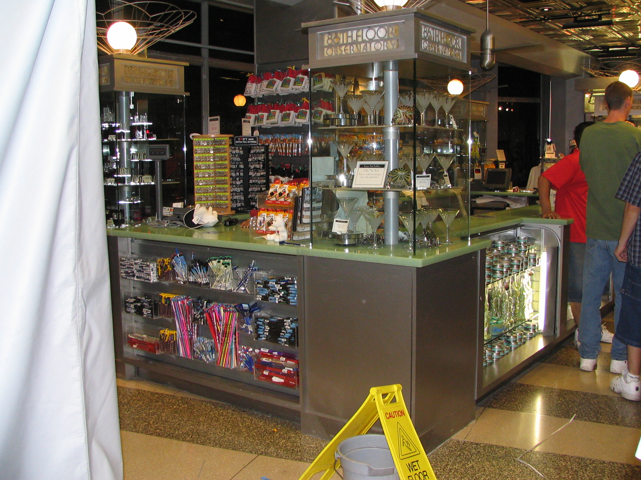 Empire state building at night 45.JPG